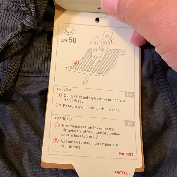 NWT The North Face Aphrodite 2.0 Capri, Gray, L - Picture 7 of 13